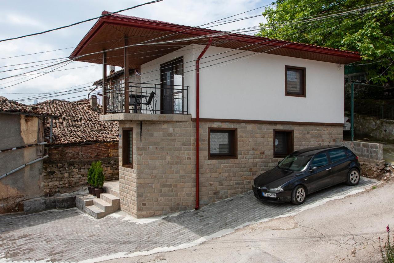 Family House Atanasovi Villa Veliko Tŭrnovo Exterior photo