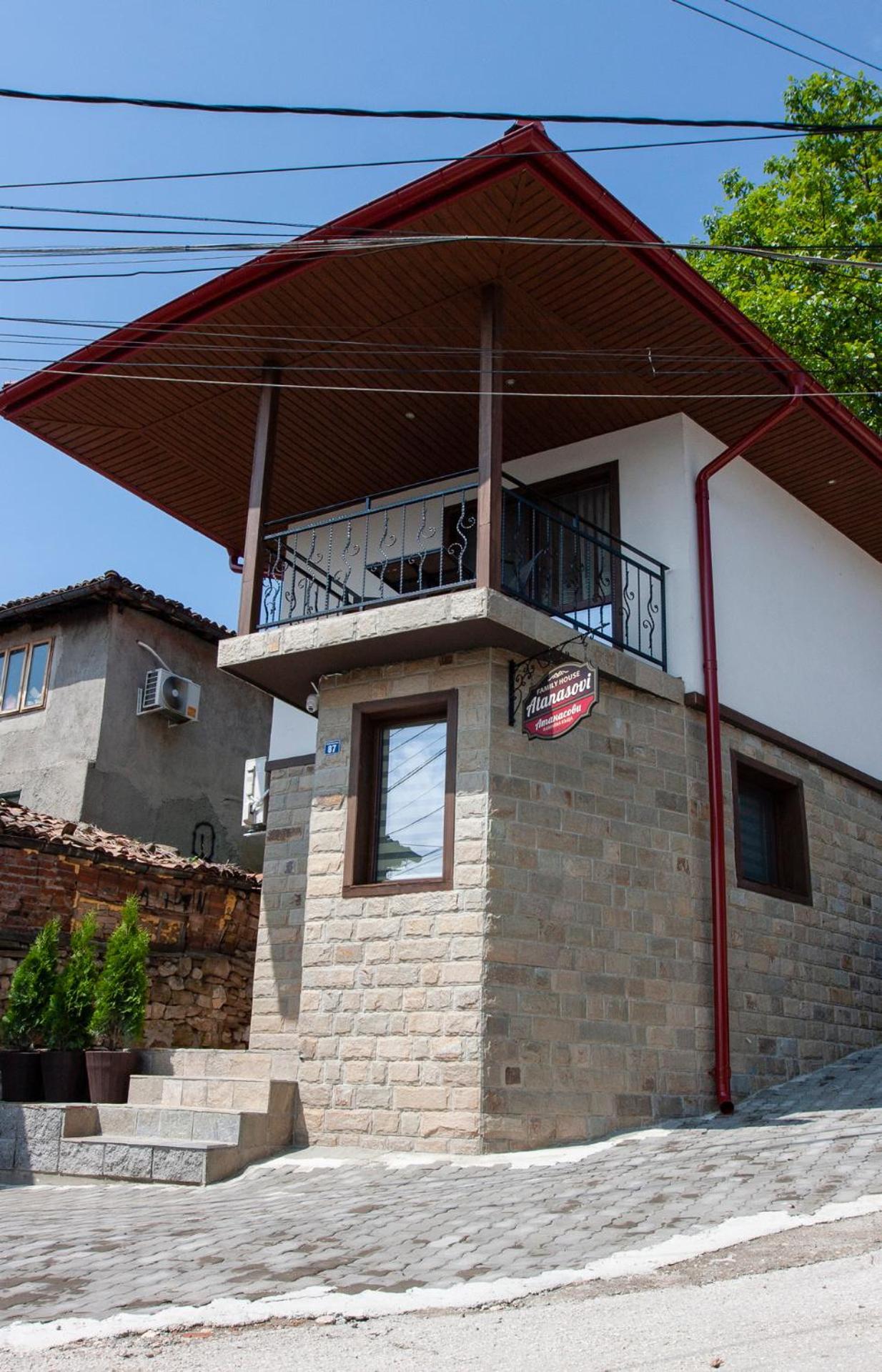 Family House Atanasovi Villa Veliko Tŭrnovo Exterior photo